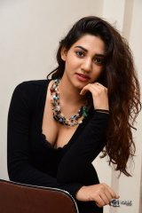 Sonakshi Singh Hot Pics